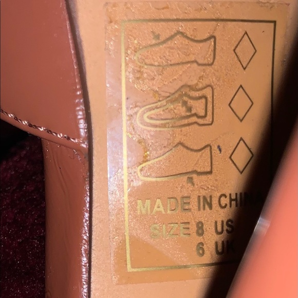 Shoes - Picture 5 of 5